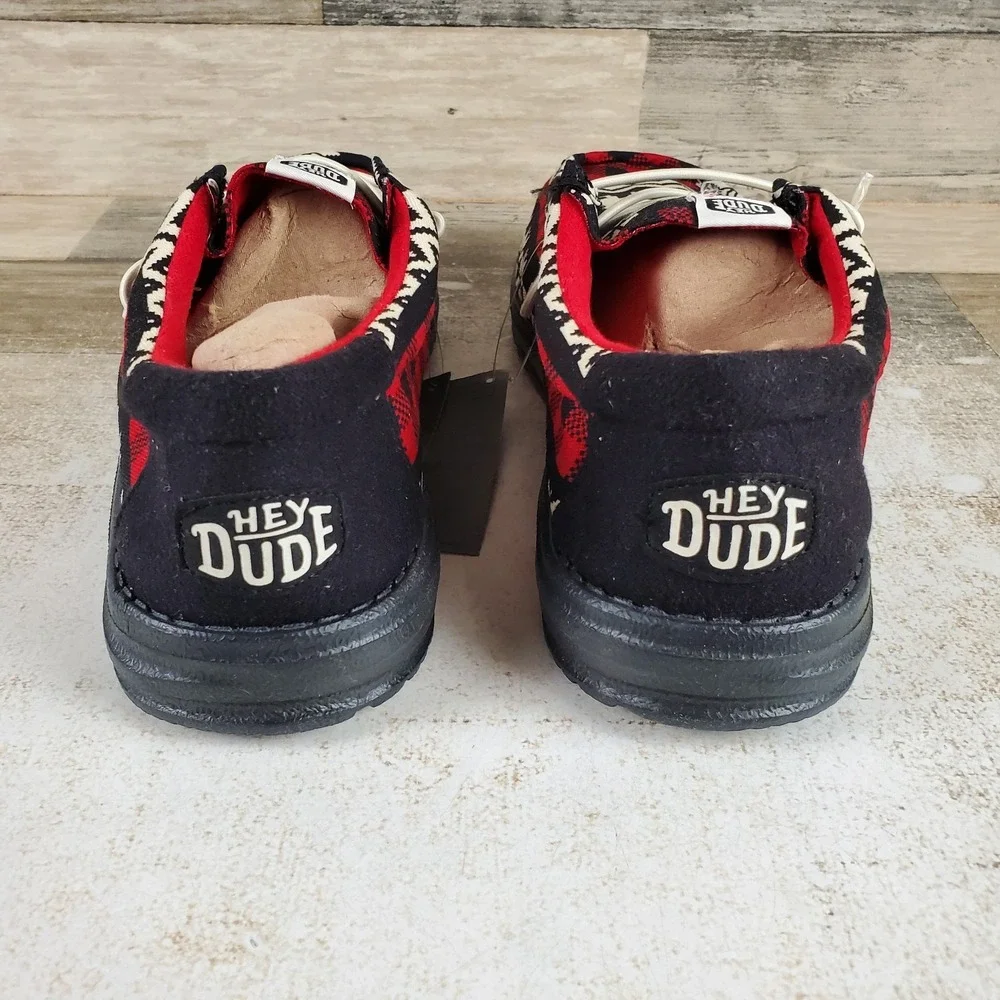 Hey Dude new without